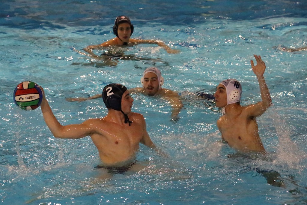 U20